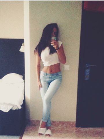 Асия Нежная Брюнетка